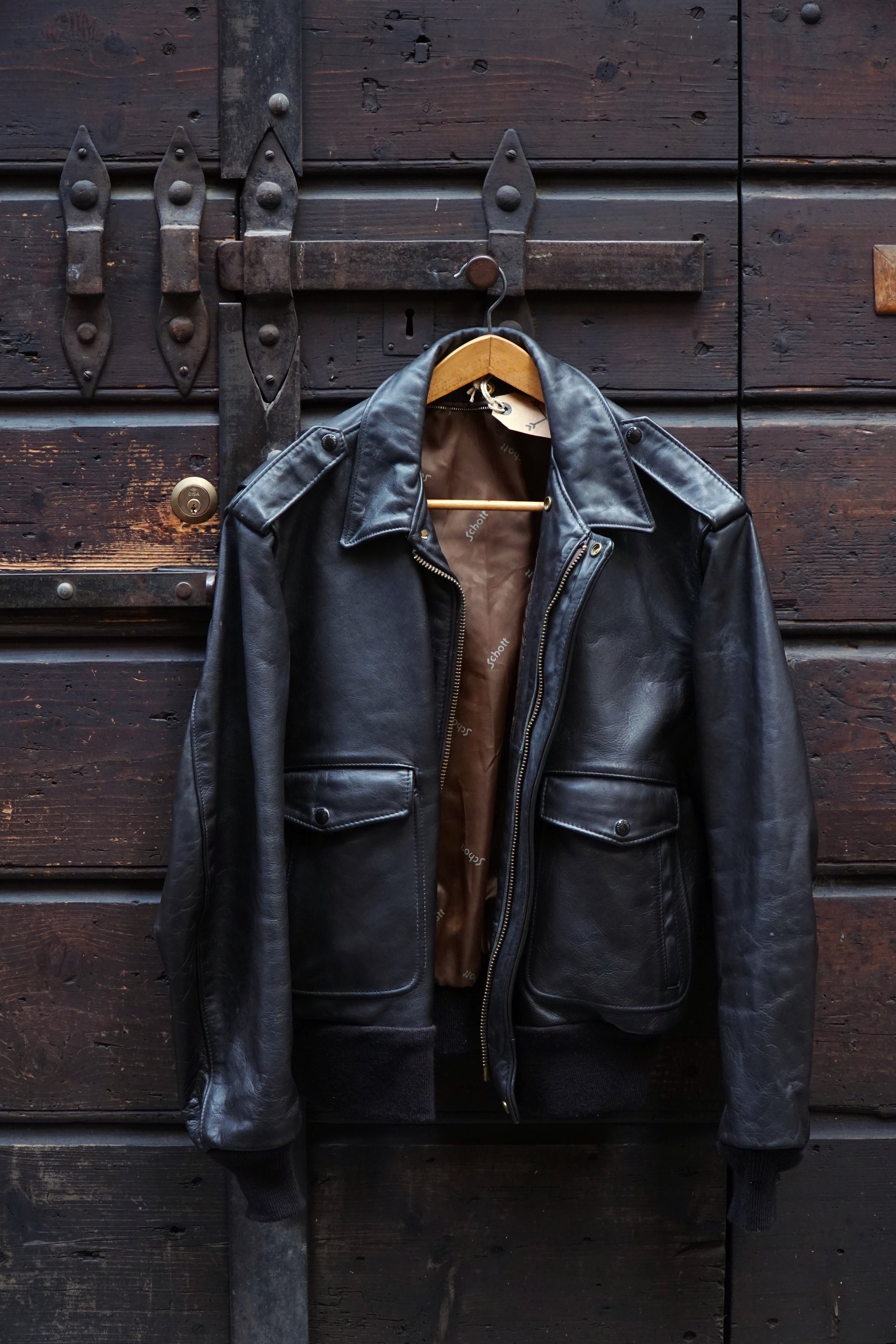 SCHOTT A-2 COWHIDE LEATHER FLIGHT JACKET