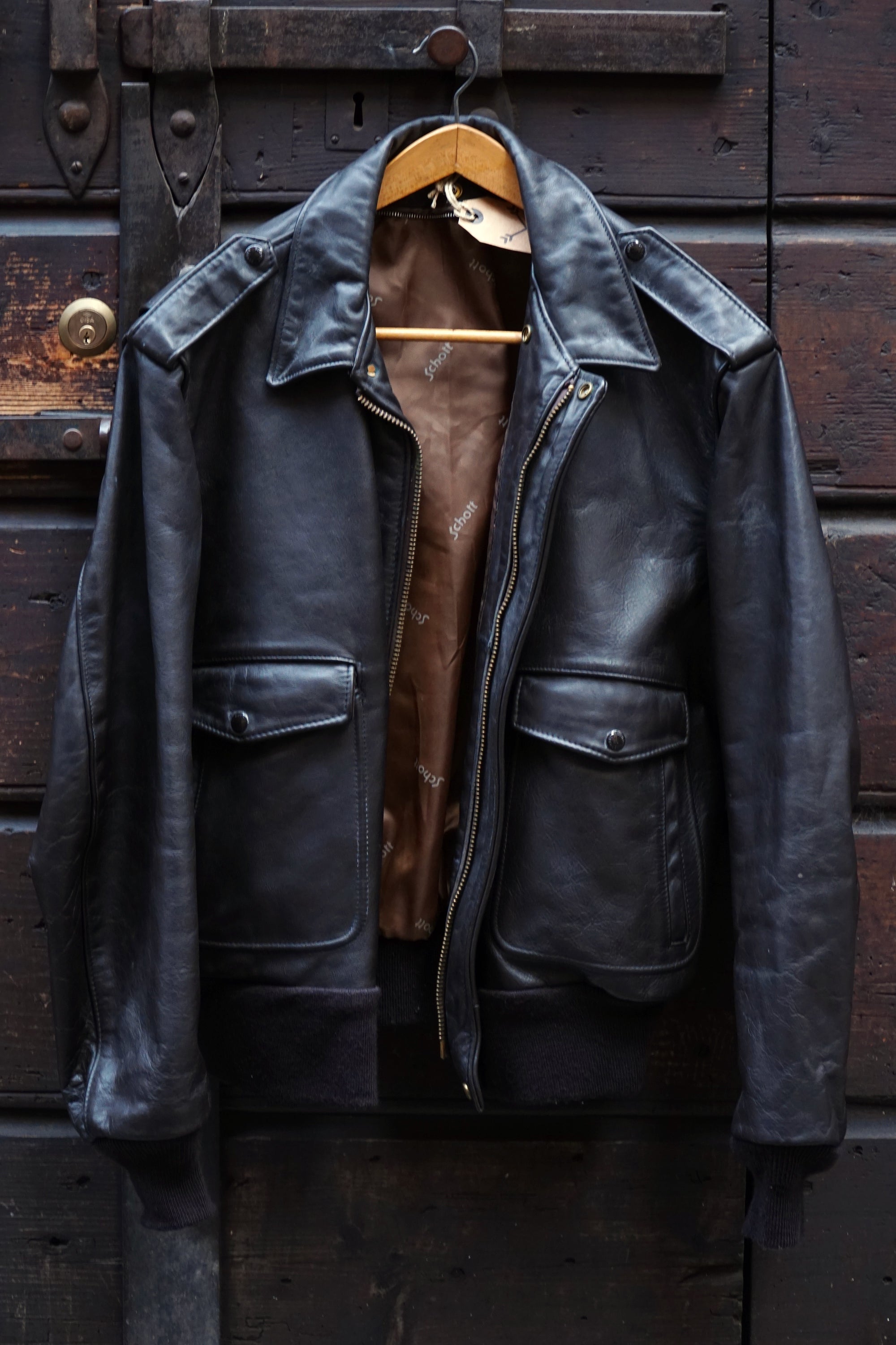 SCHOTT A-2 COWHIDE LEATHER FLIGHT JACKET